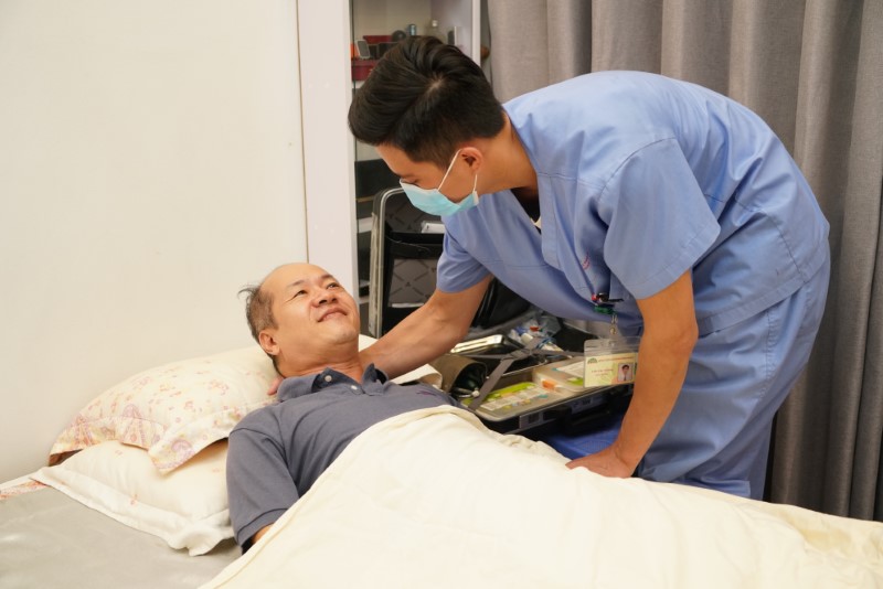 Chăm Sóc Y Tế Tại Nhà Cho Người Già Bình Dương